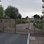Charmant Logement Avec Piscine De Copropriete